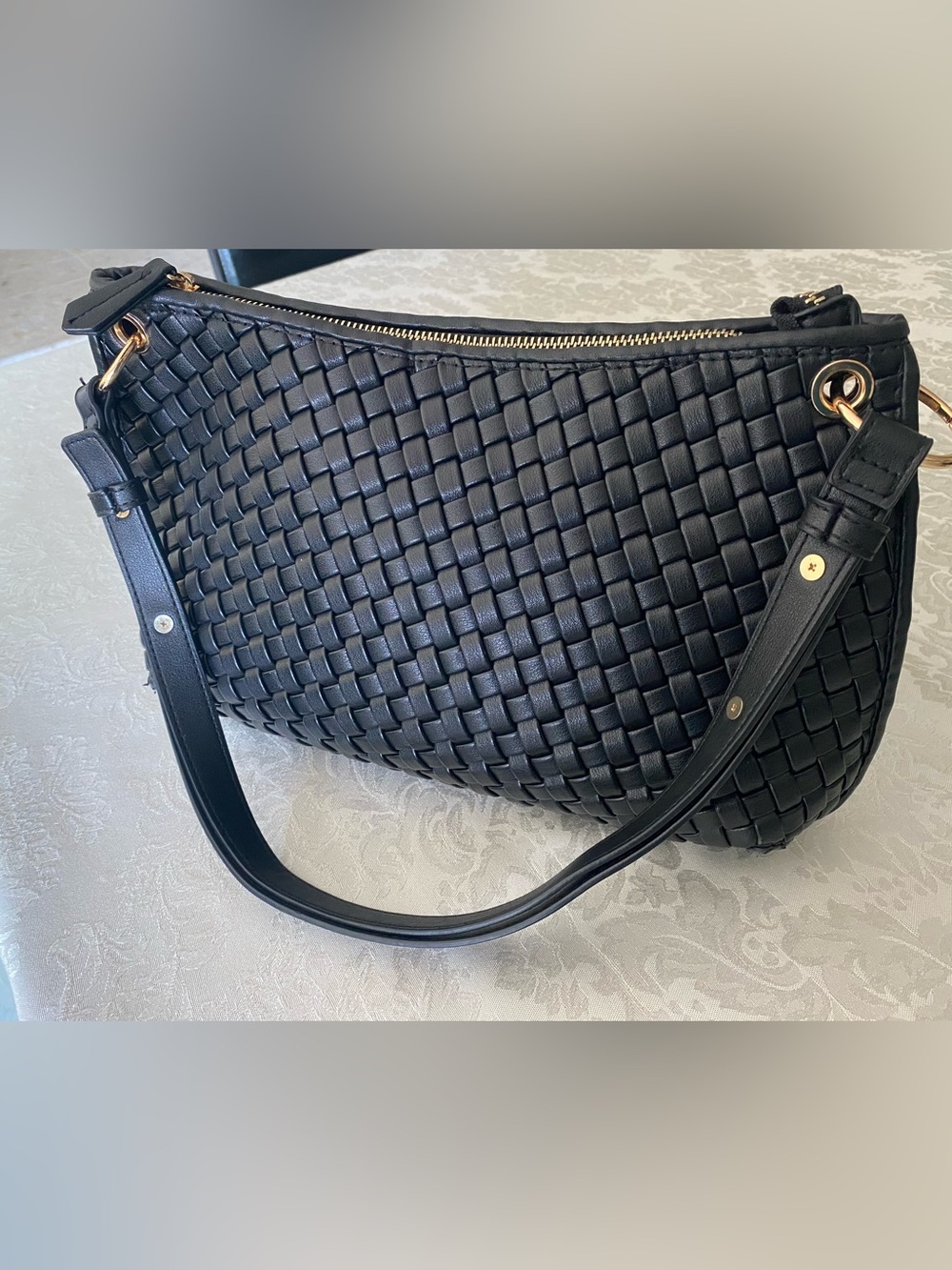 Woven Black Leather Shoulder Bag - Classic Women's Handbag